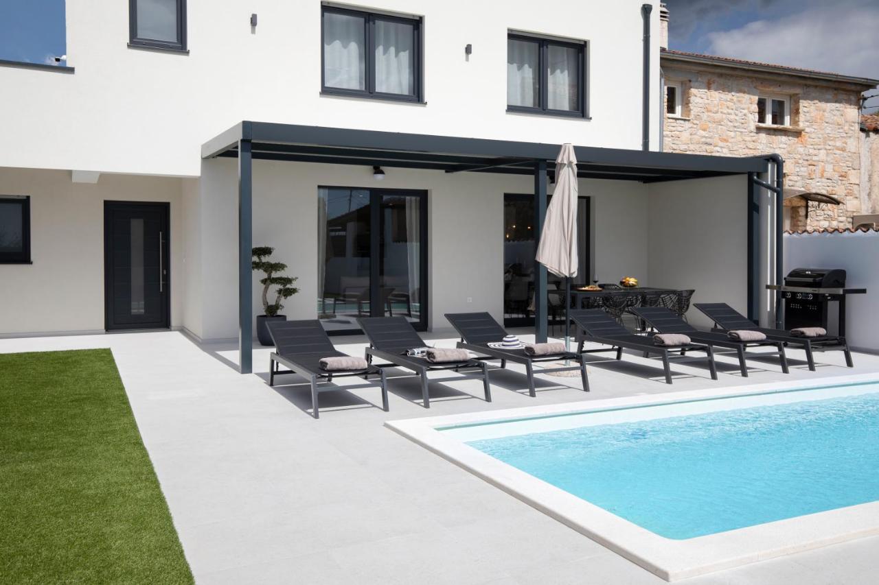 Villa Artis PUY Exterior foto